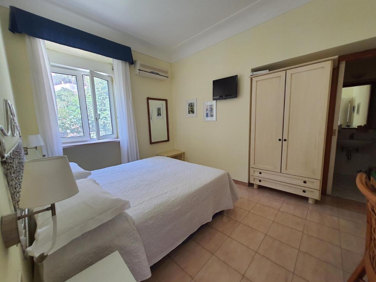 Hotel Nautilus Capri Bagian luar foto